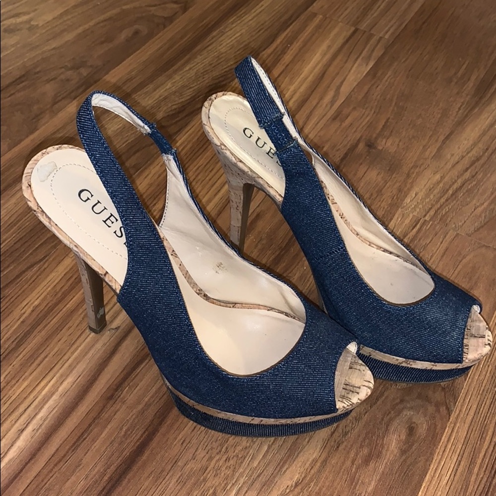 Guess Demin Pumps